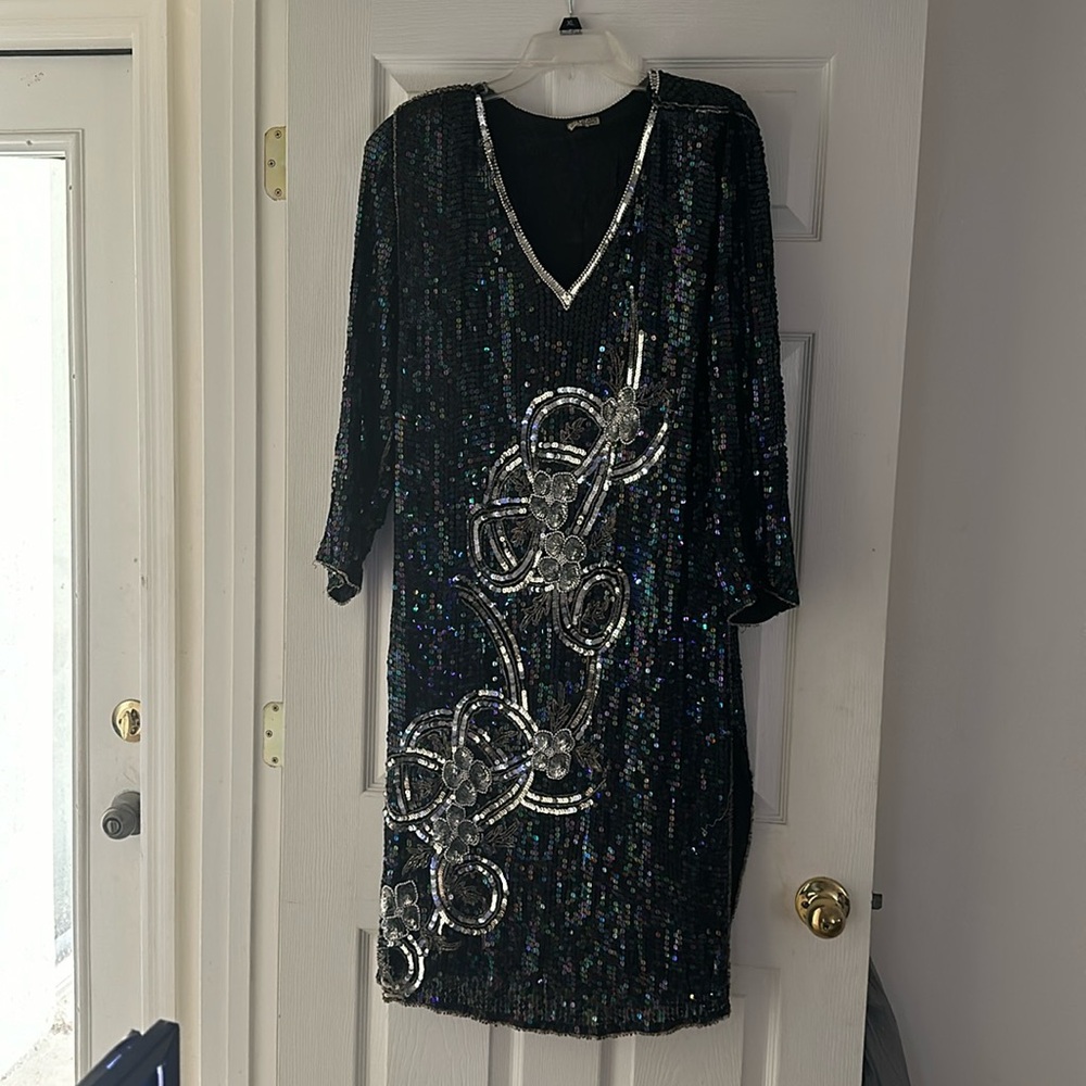 VINTAGE SEQUINS DRESS